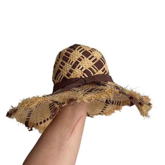 D&Y Straw Woven Lightweight Floppy Sun Hat
Tan Brown One Size - Picture 8 of 13
